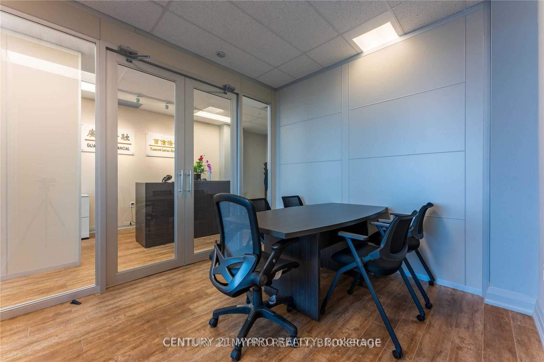 7191 Yonge St, #605