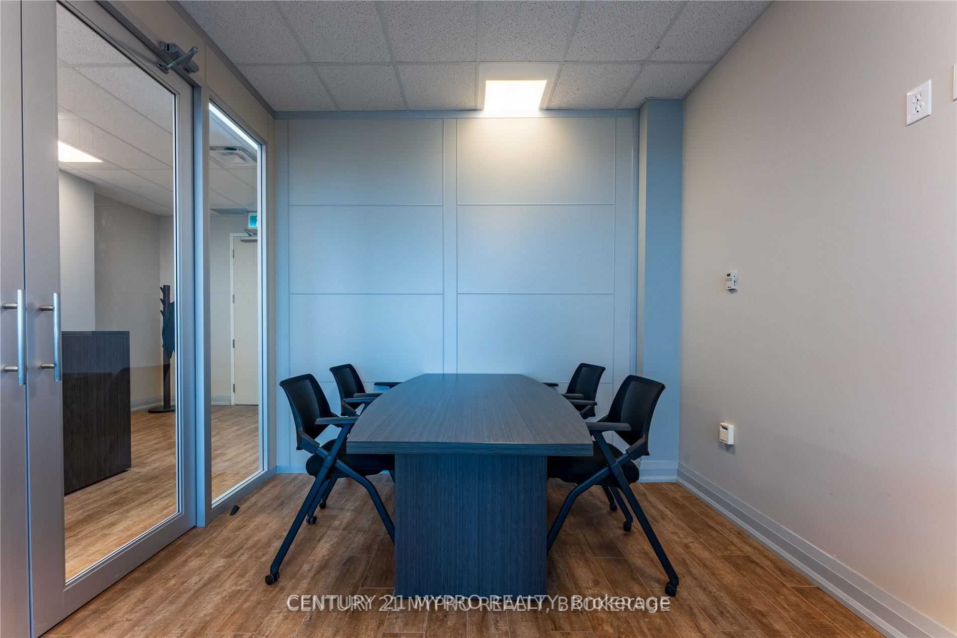 7191 Yonge St, #605