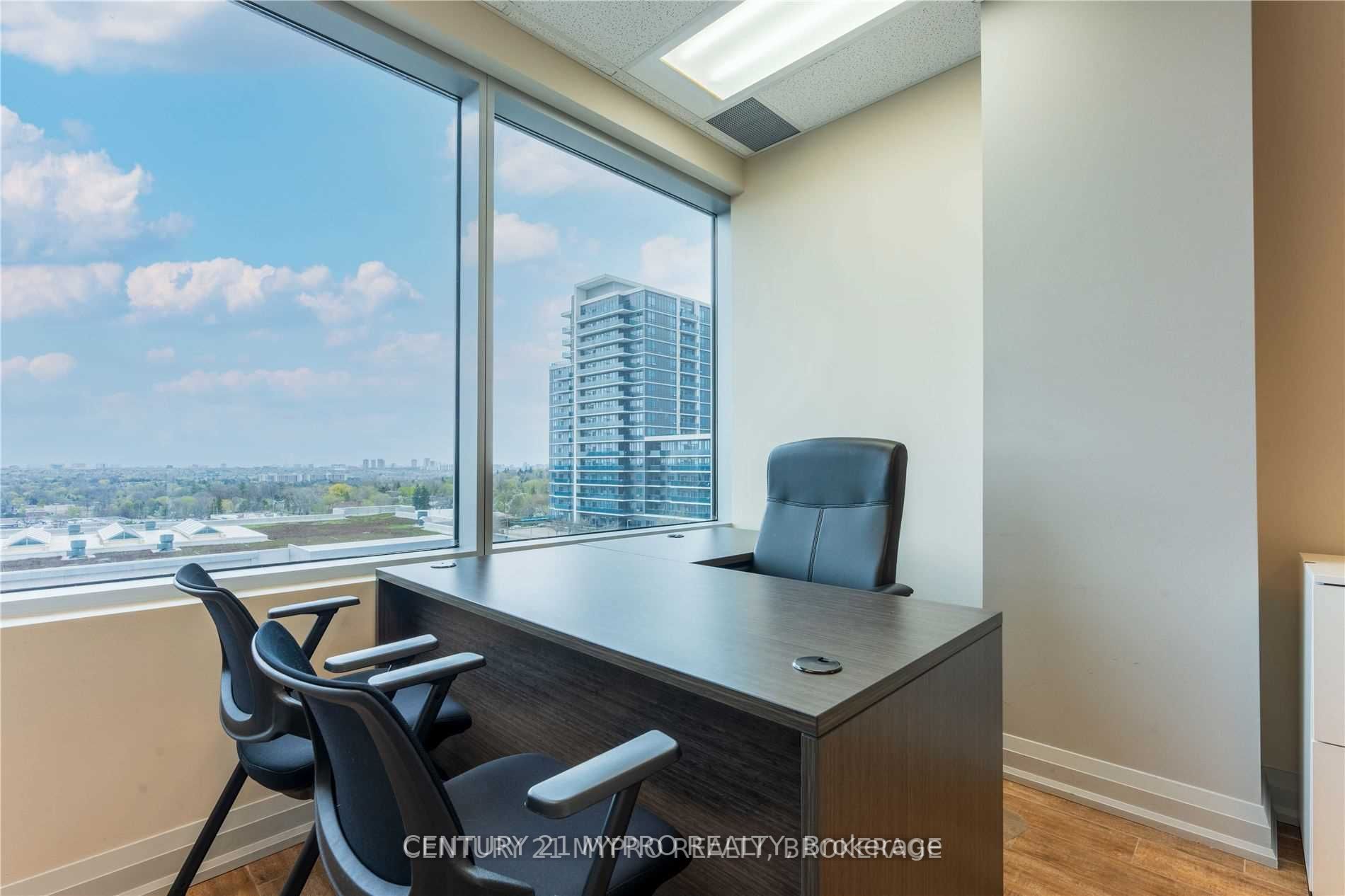 7191 Yonge St, #605