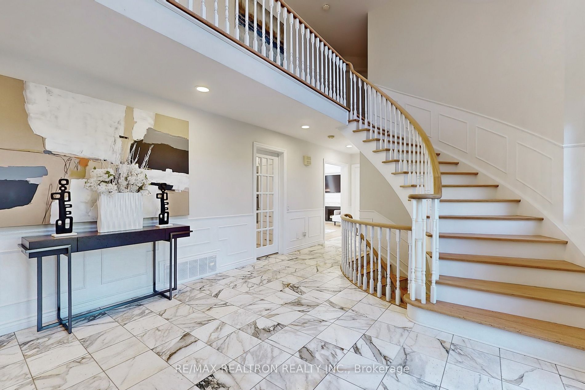 4 Waterloo Crt