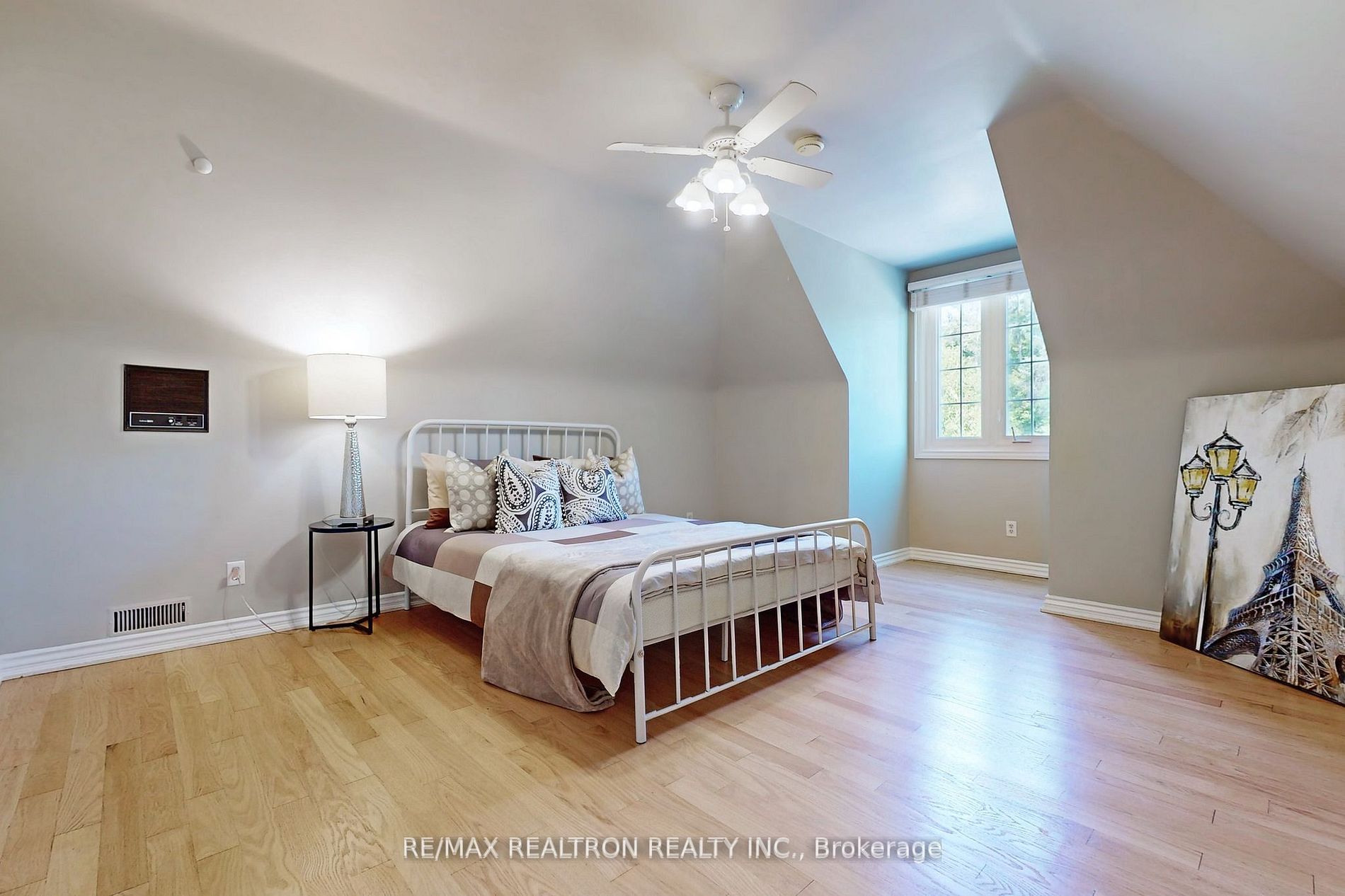 4 Waterloo Crt