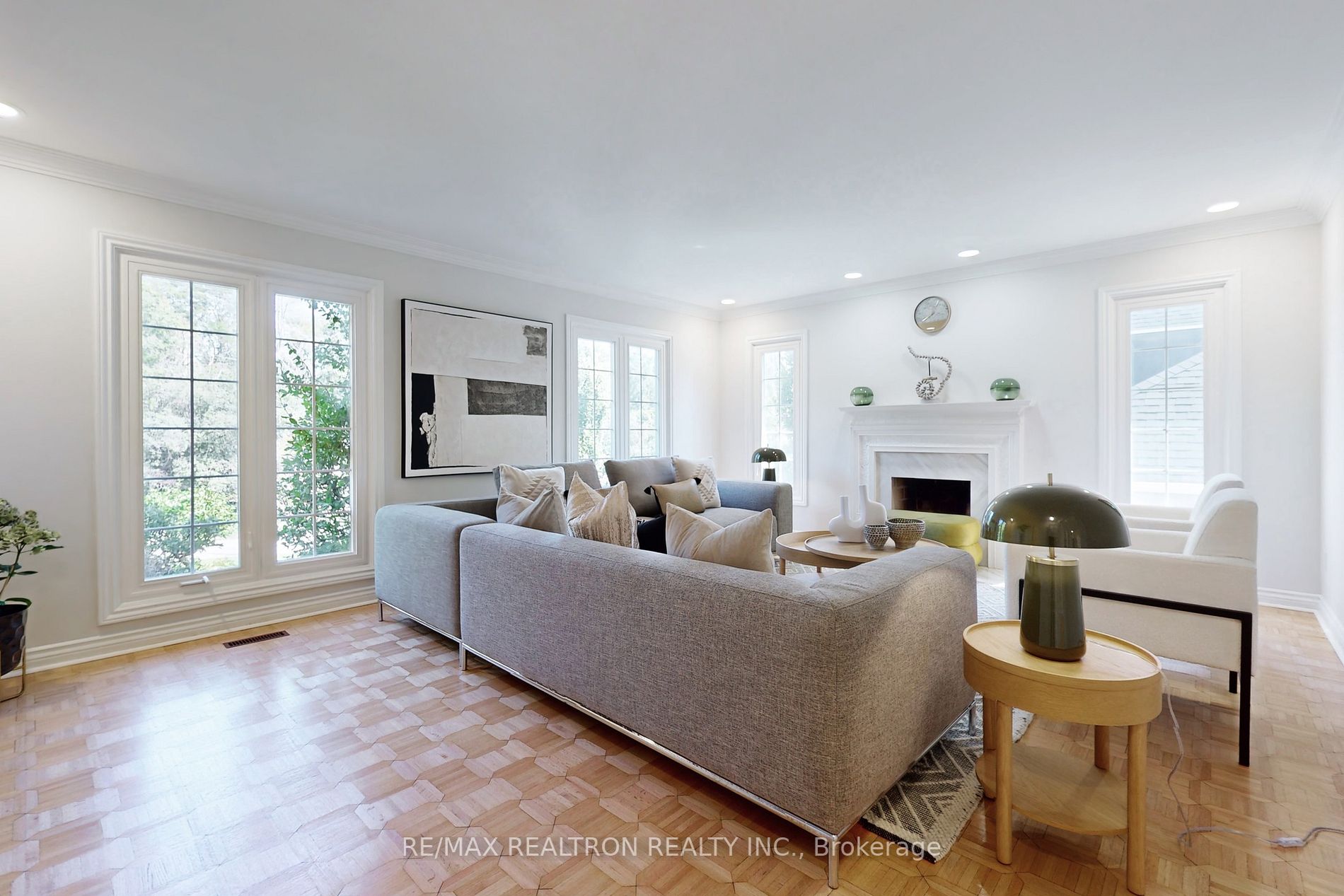 4 Waterloo Crt