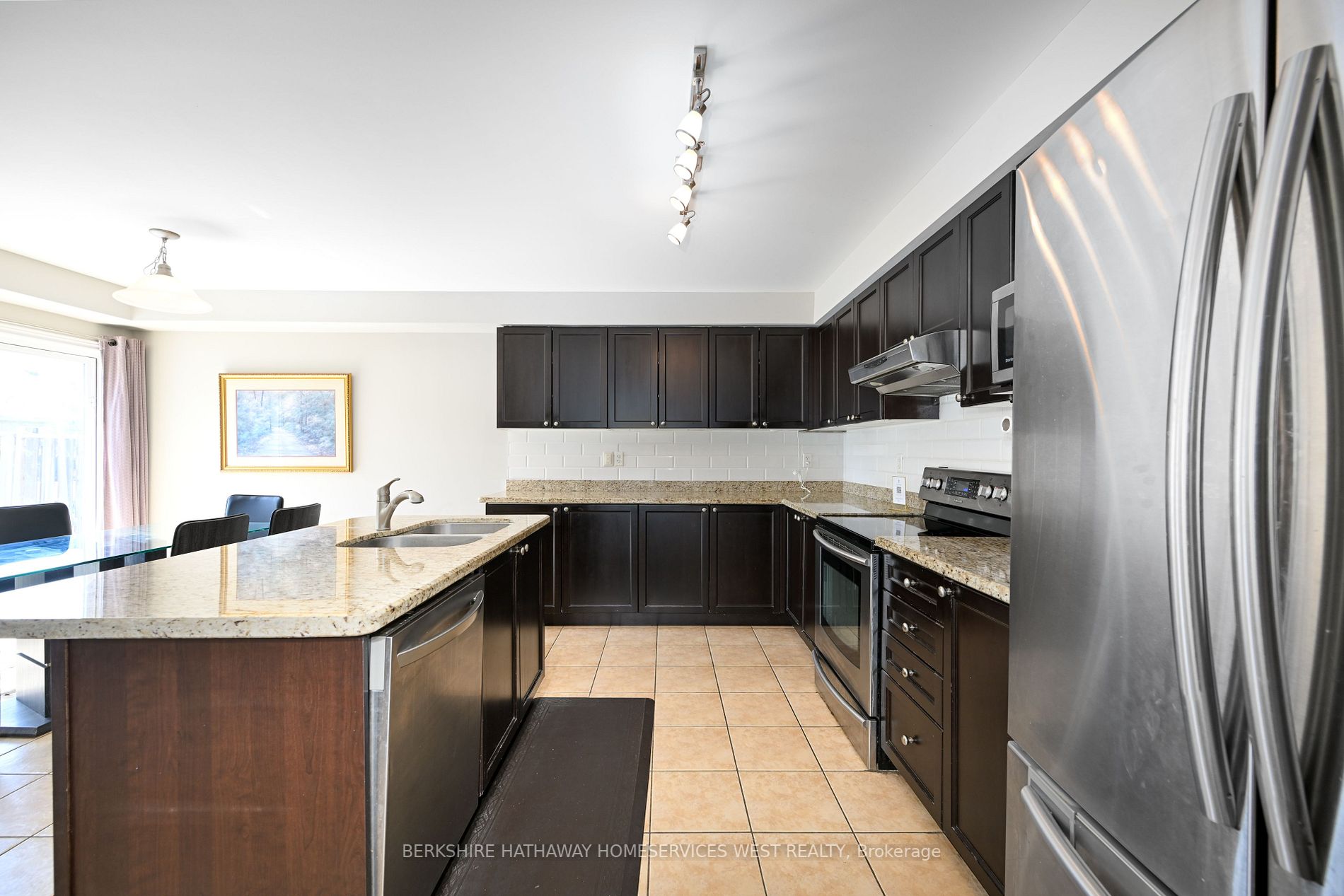 85 Anderson Rd