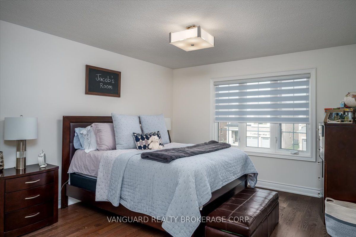 127 Citrine Dr