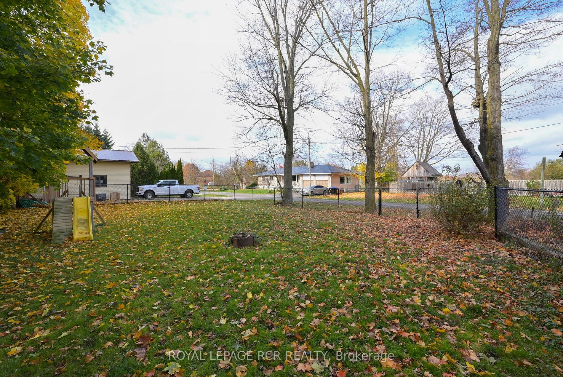 7 Stoddart St