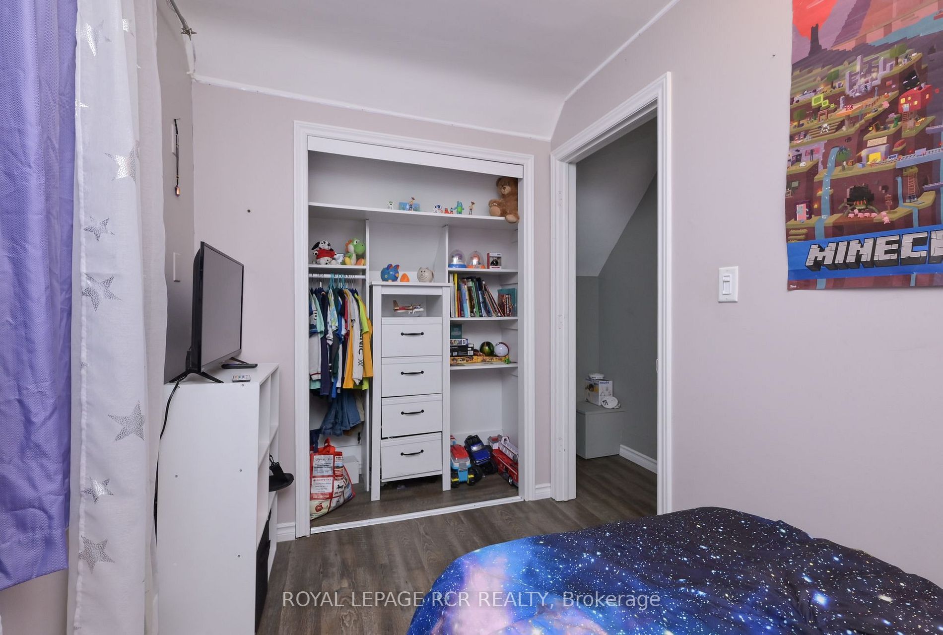 7 Stoddart St