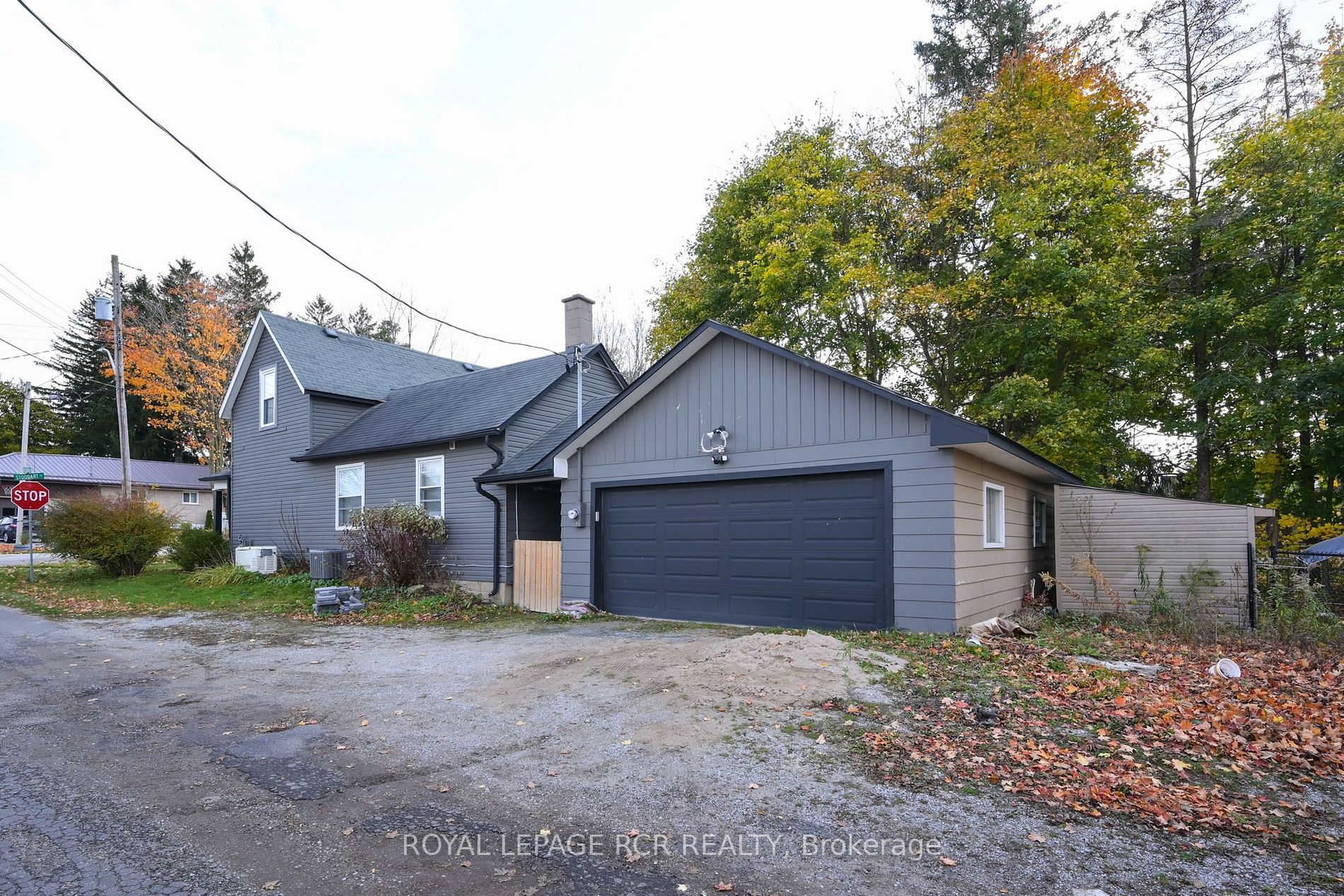 7 Stoddart St