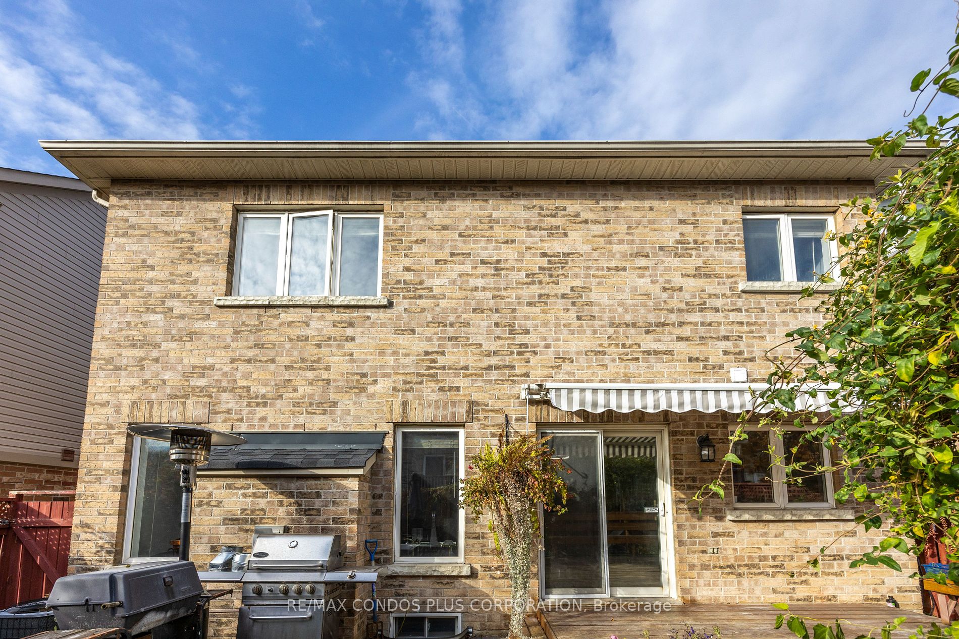 11 Kirkvalley Cres