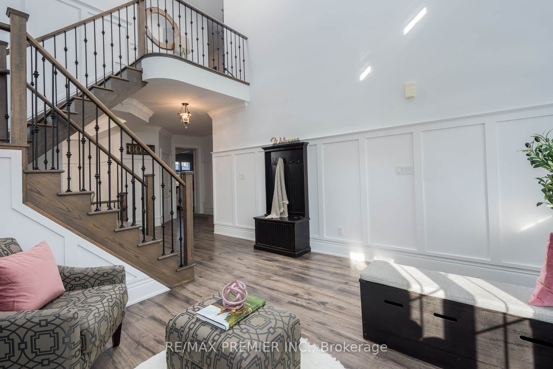 10 Schwalm Cres