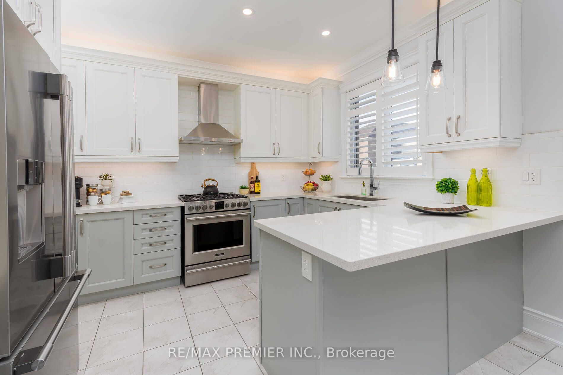 10 Schwalm Cres