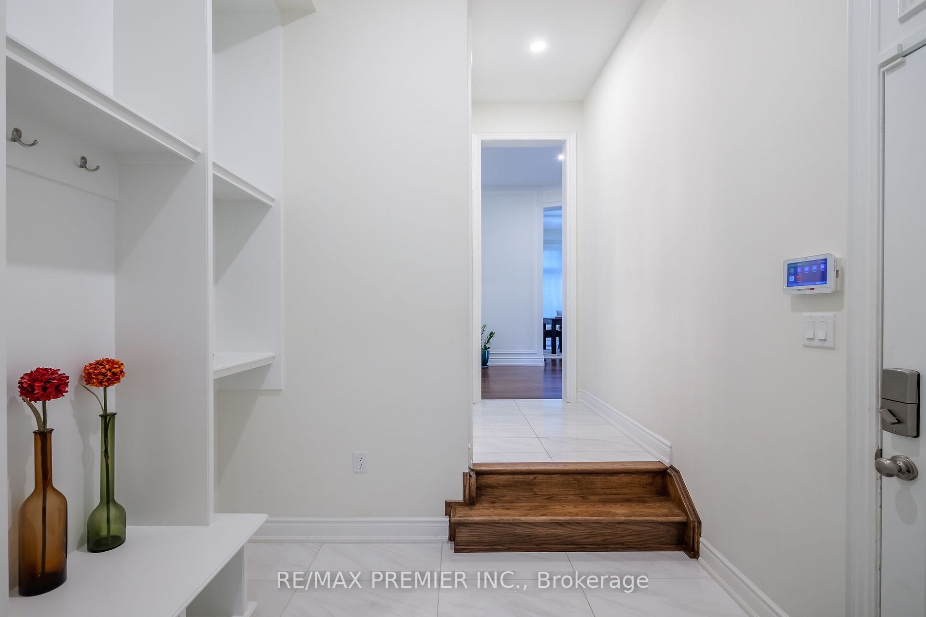 23 Grace Lake Crt