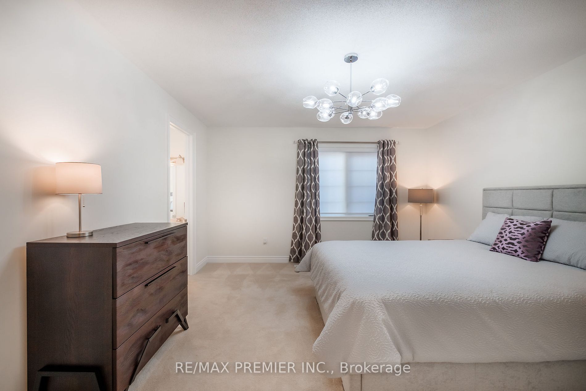 23 Grace Lake Crt