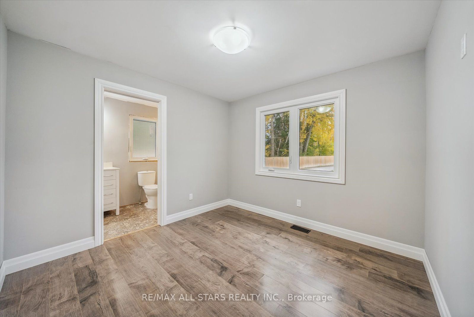 425 Pefferlaw Rd