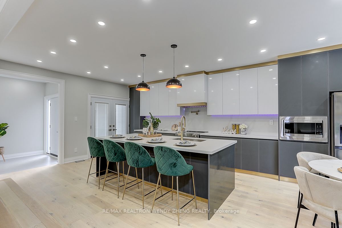 40 Waterbridge Lane