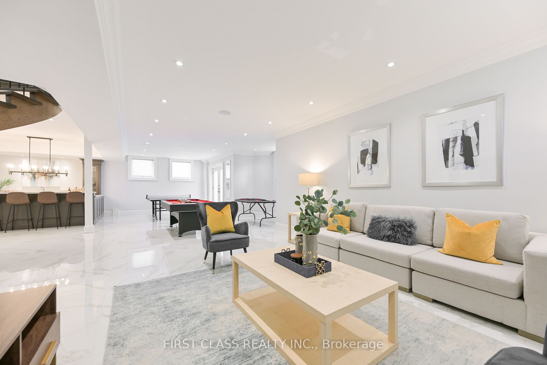 8 Liebeck Cres