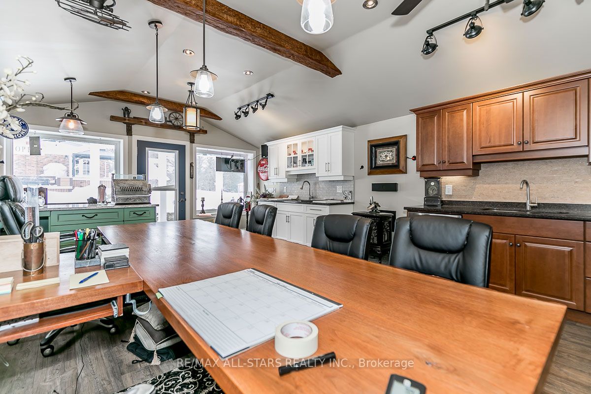 5427 Ravenshoe Road