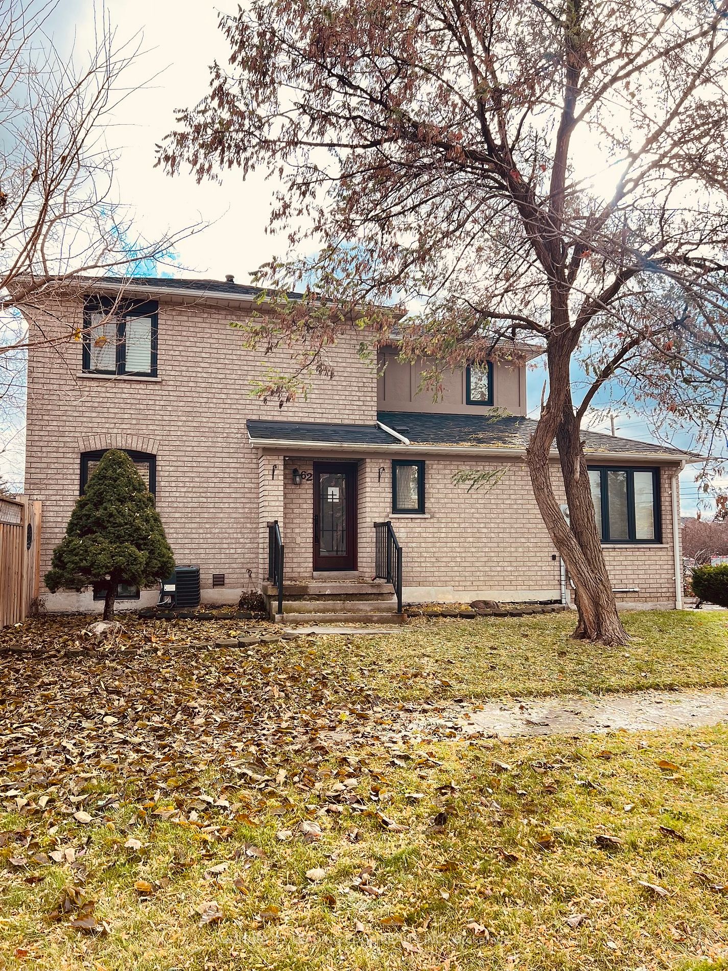 62 Islay Cres