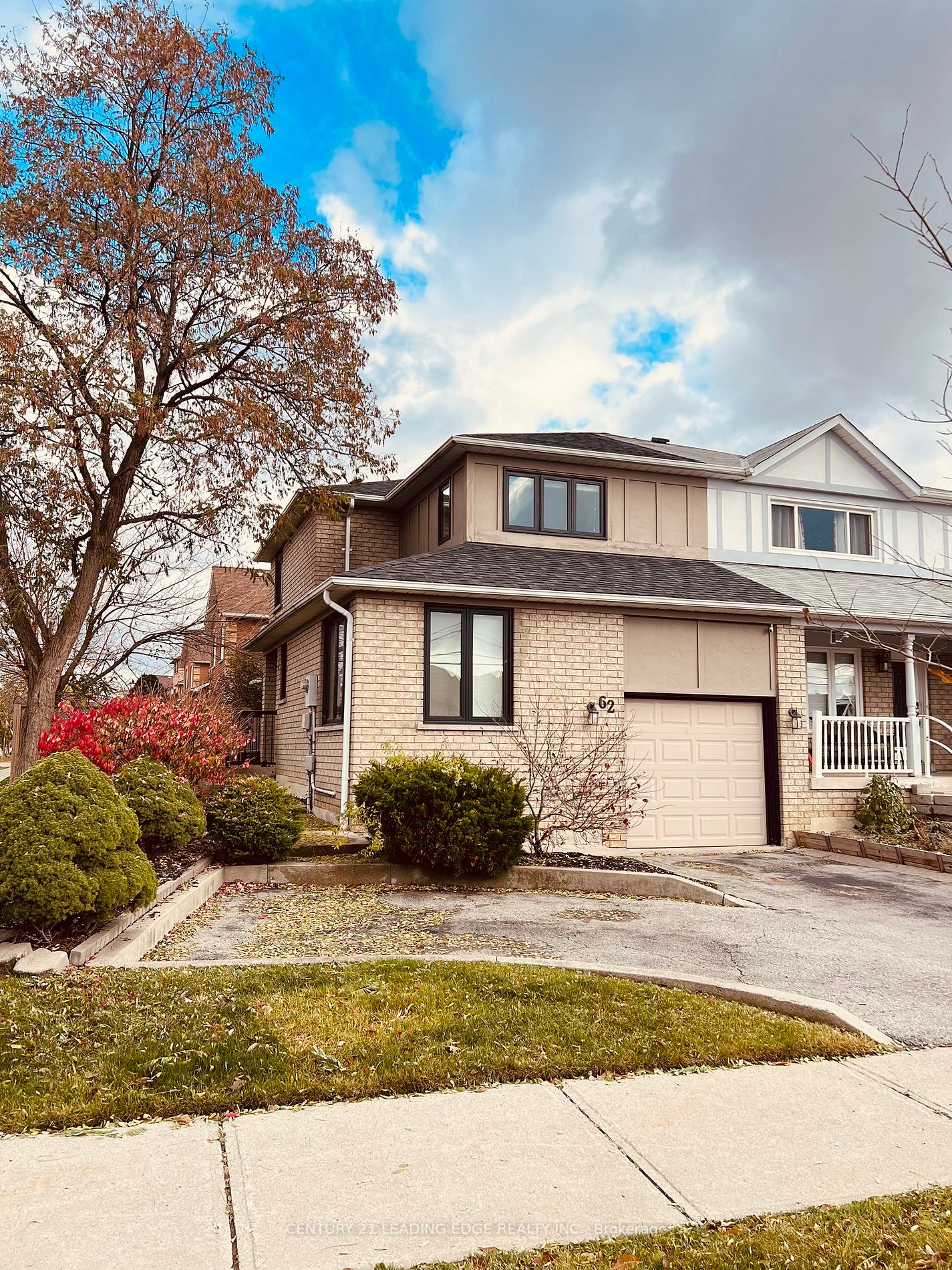 62 Islay Cres