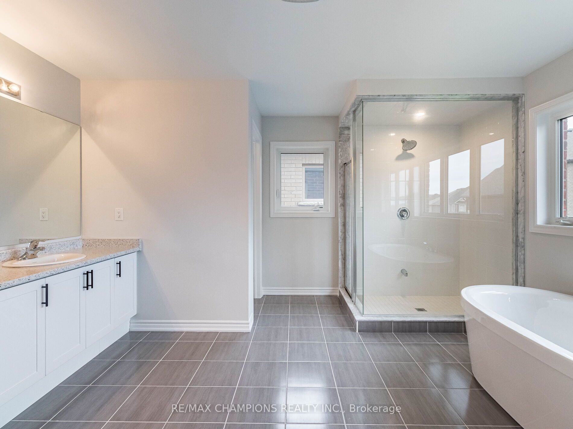 1080 Wickham Rd