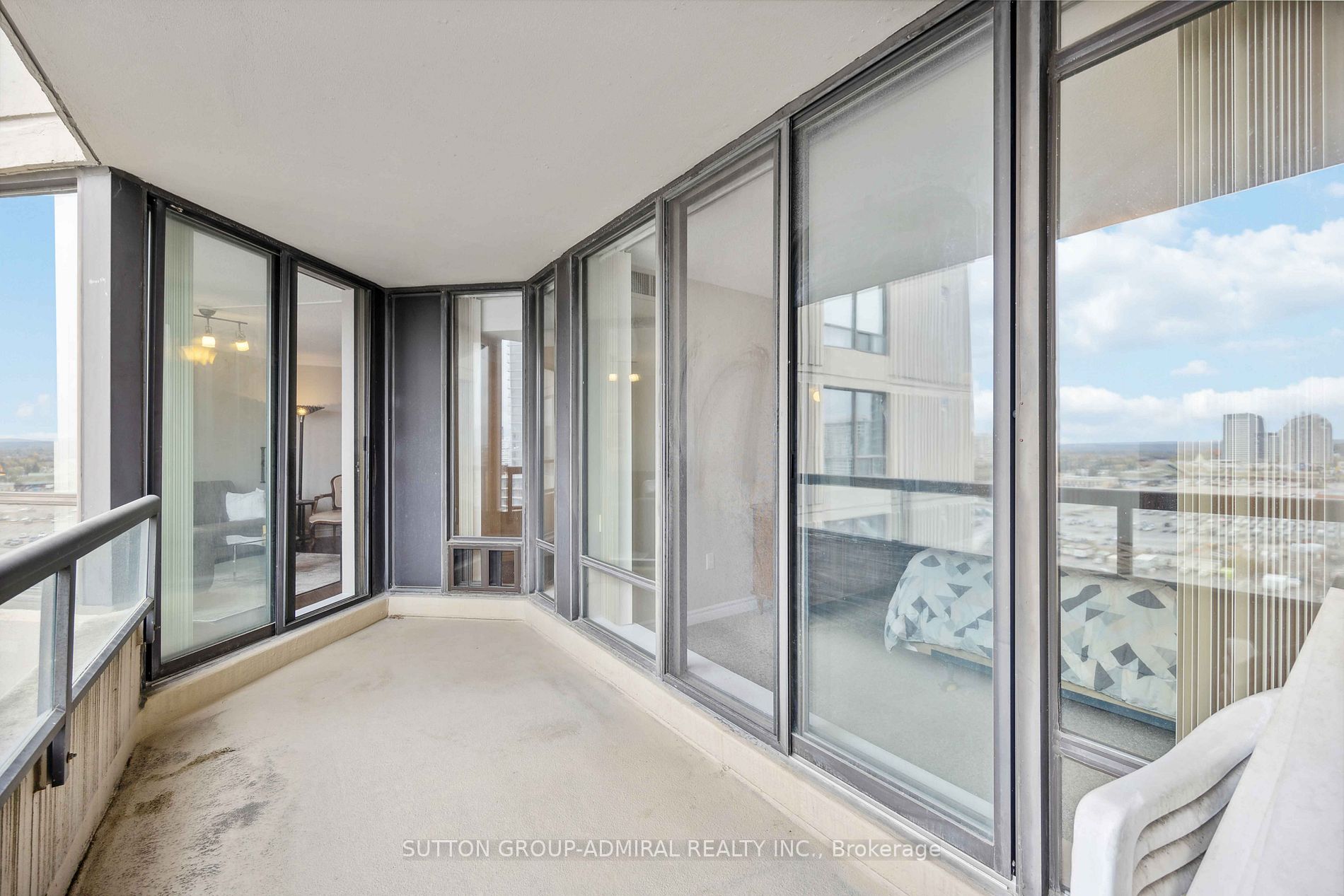 7420 Bathurst St, #1614