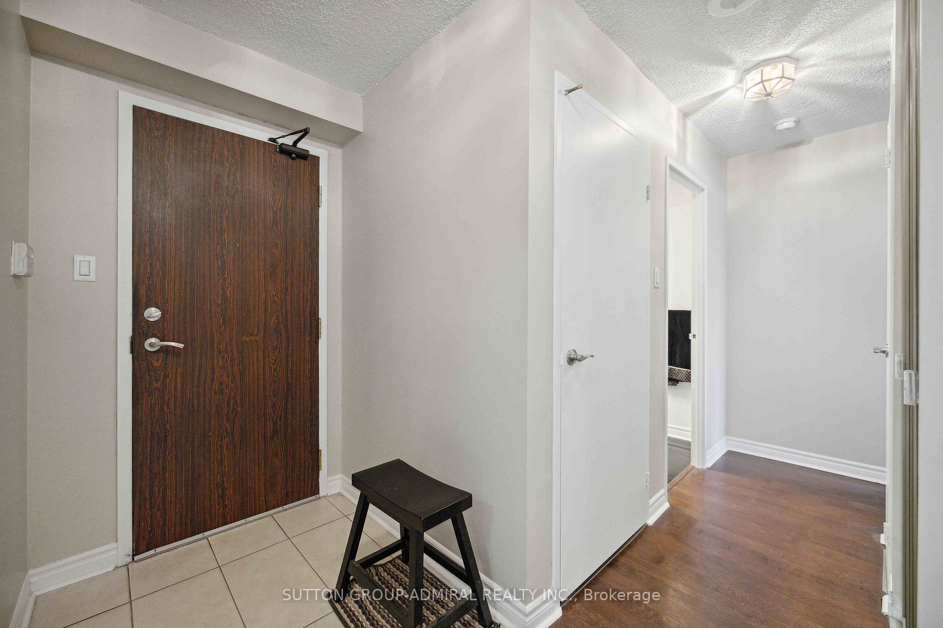 7420 Bathurst St, #1614