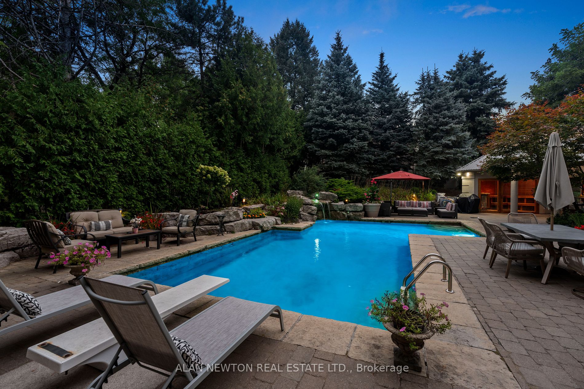 17 Moodie Drive