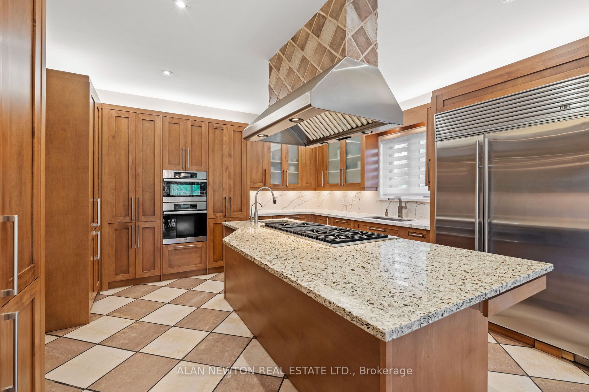 17 Moodie Drive
