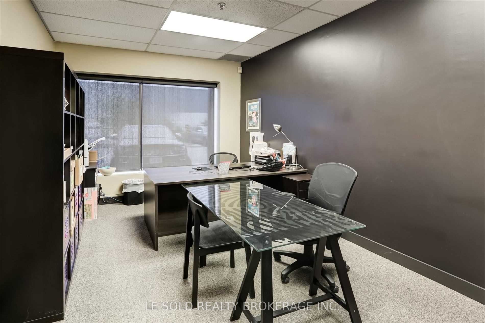 117 Ringwood Dr, #4(2Flr)