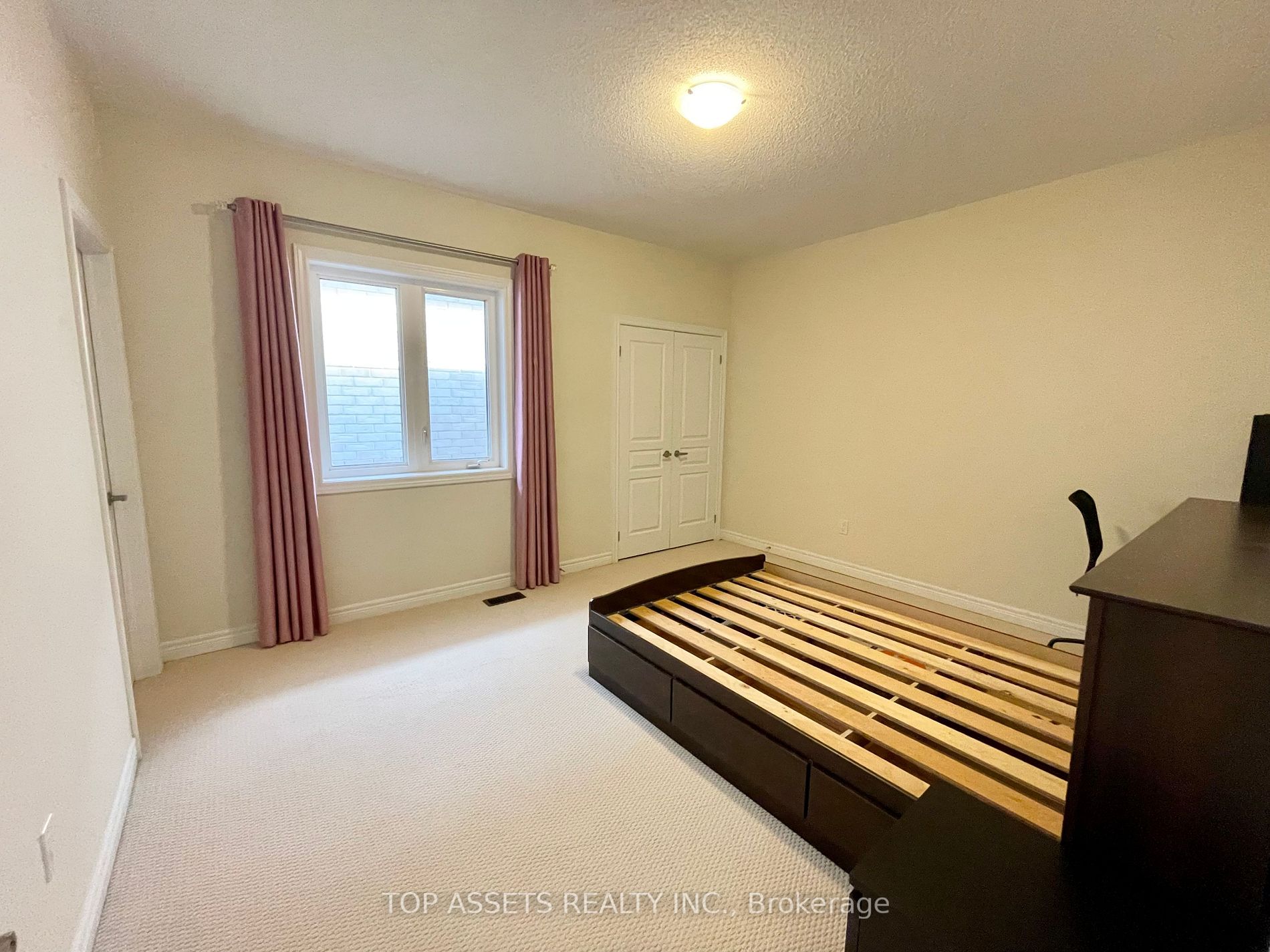 97 Meadowsweet Lane