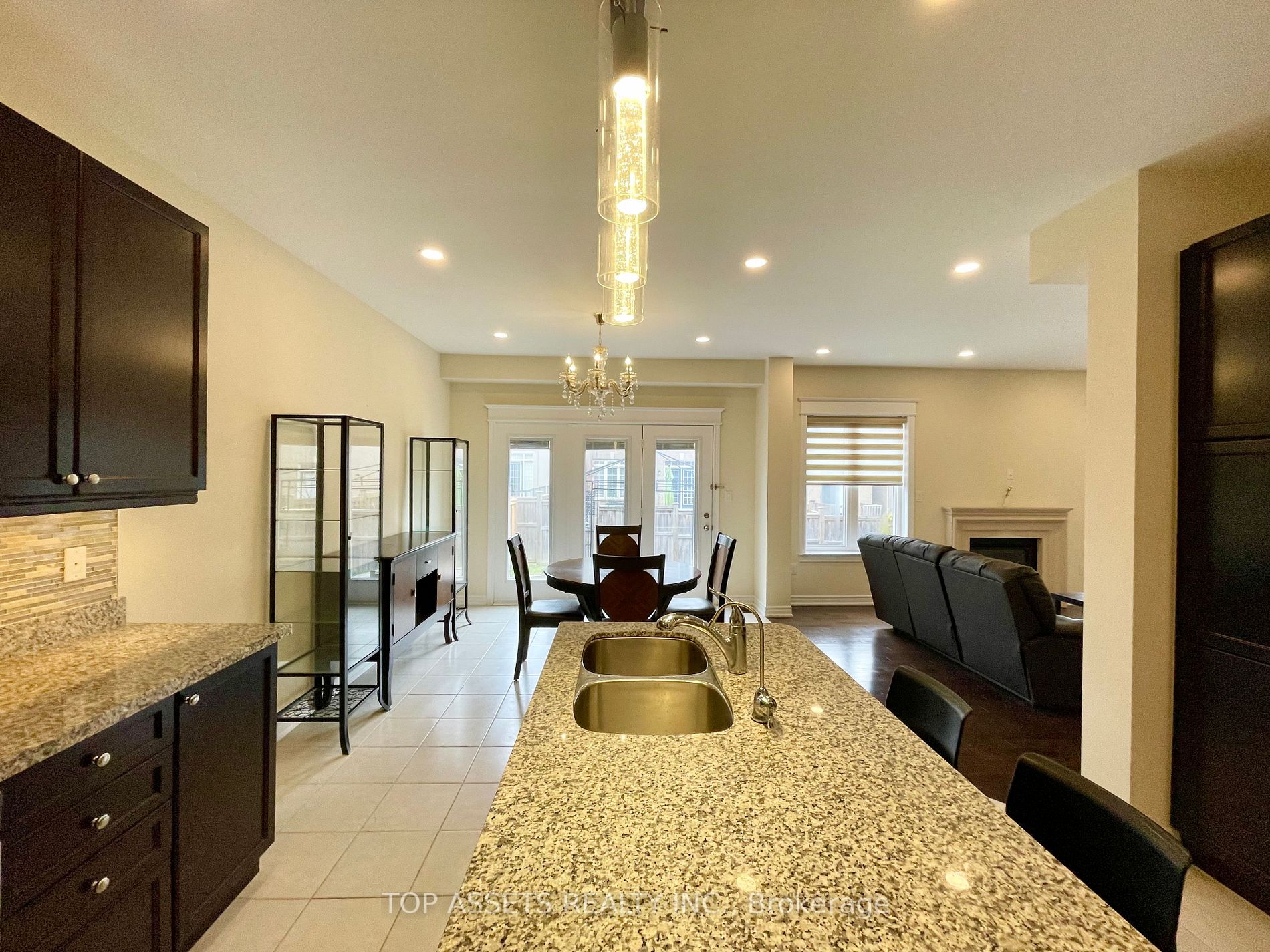 97 Meadowsweet Lane