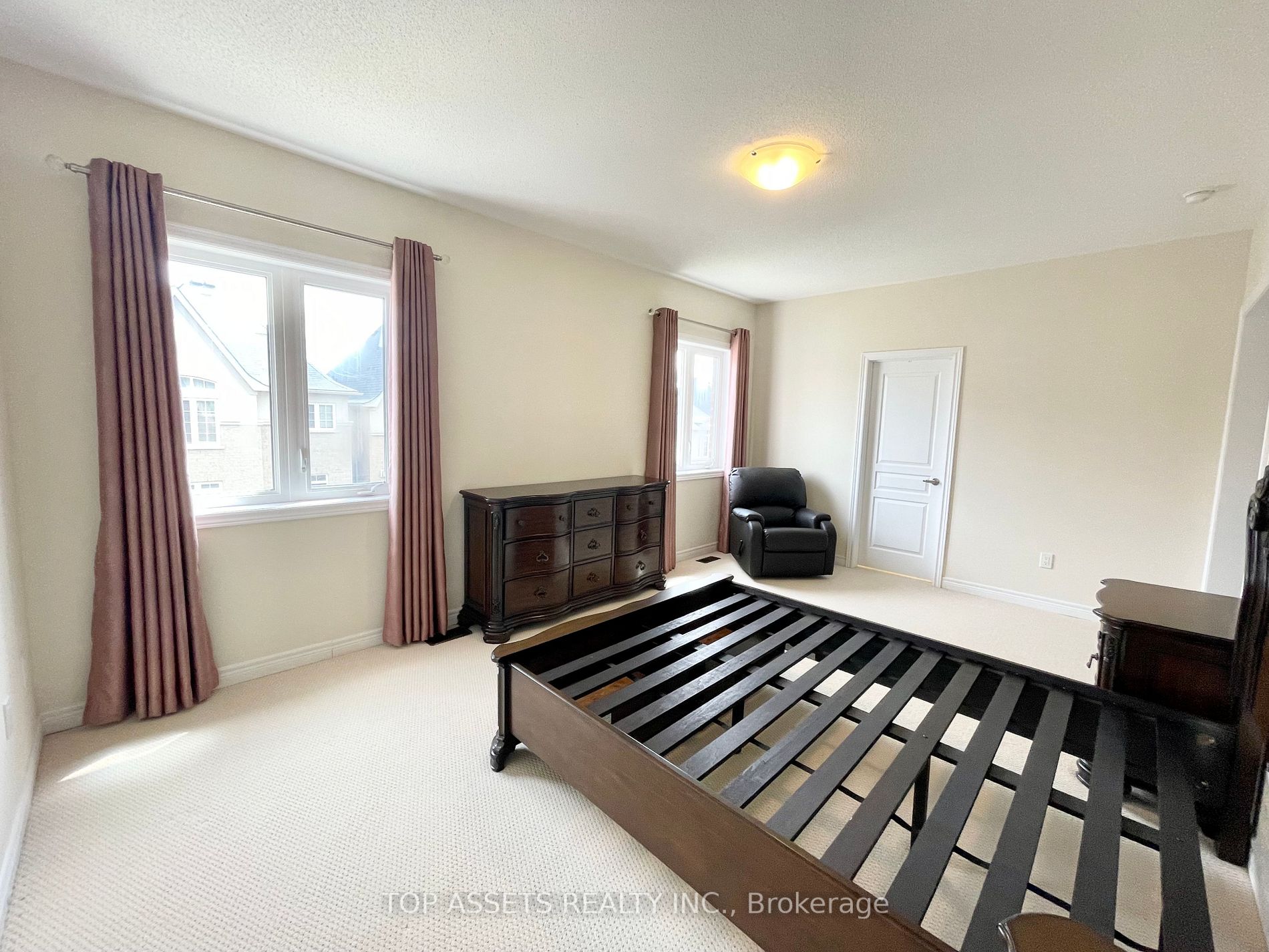 97 Meadowsweet Lane