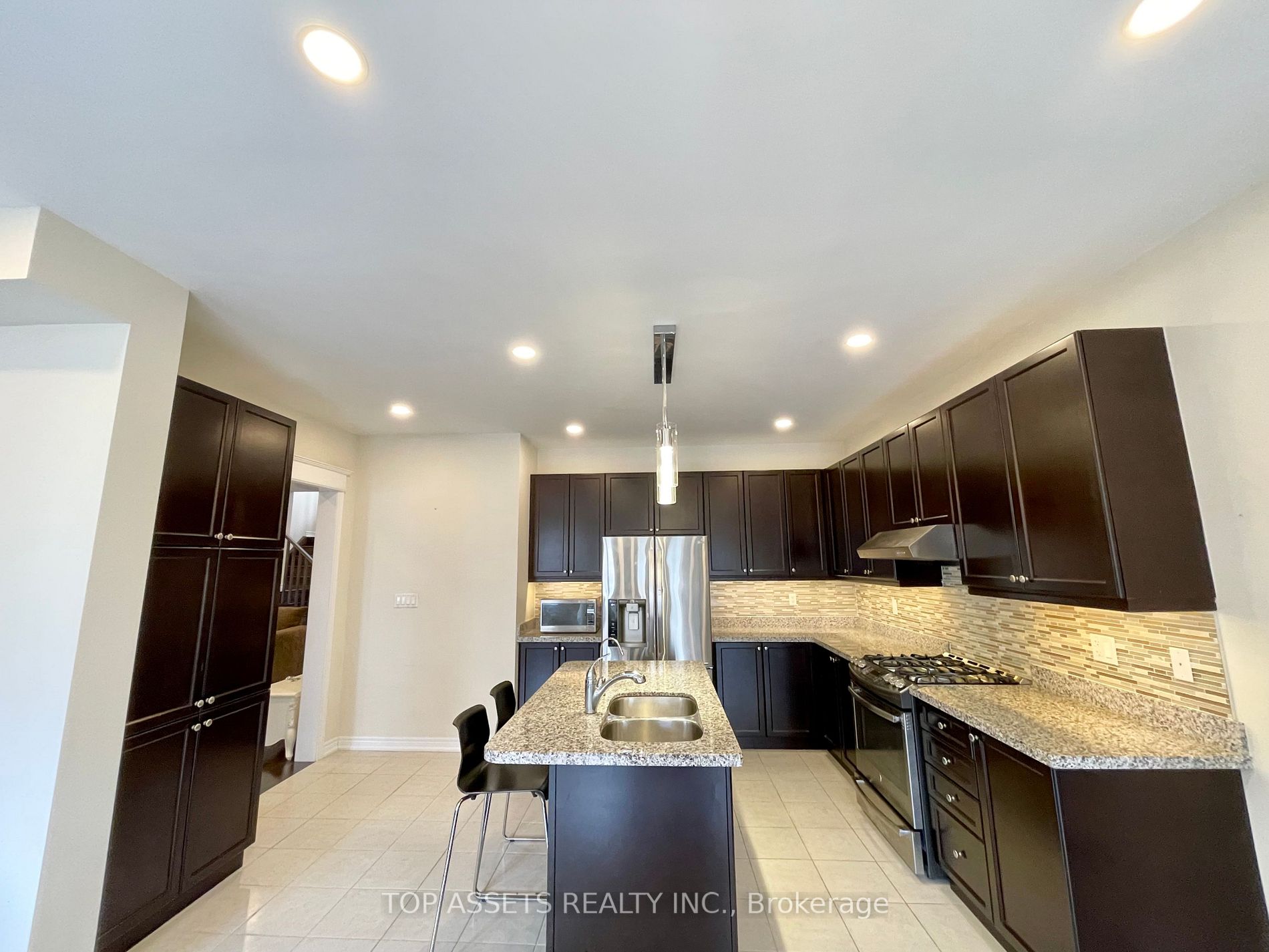 97 Meadowsweet Lane