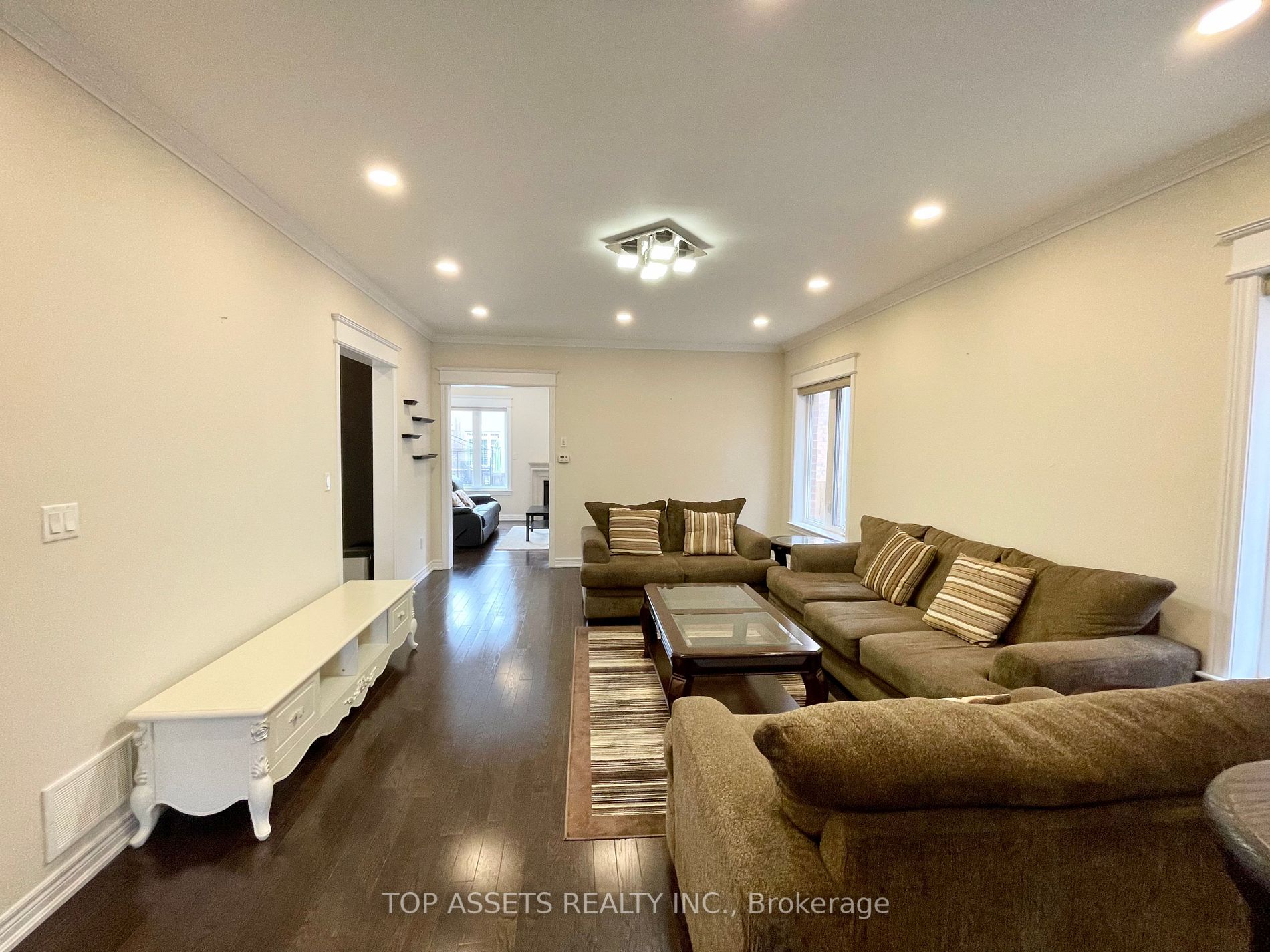 97 Meadowsweet Lane