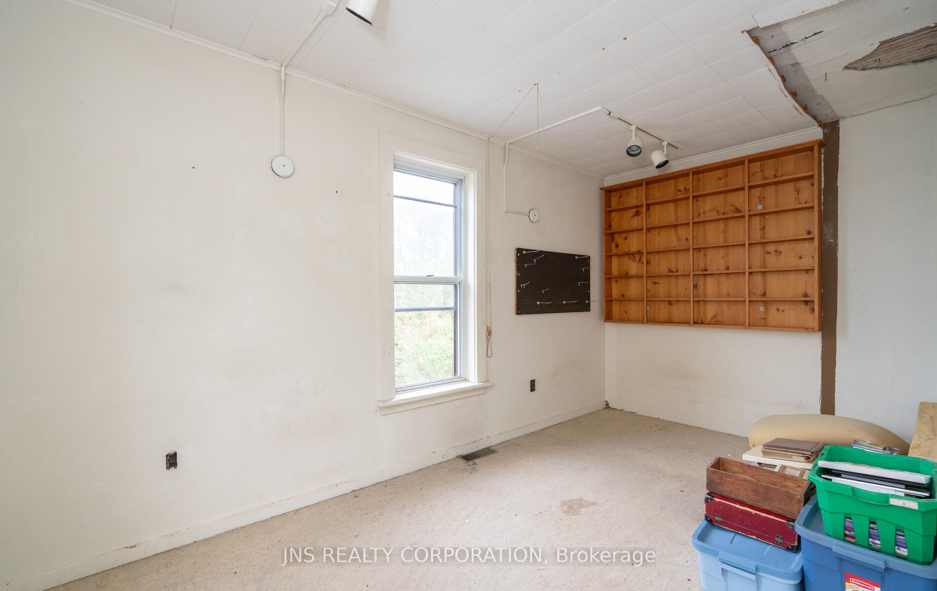 13924 Kennedy Rd