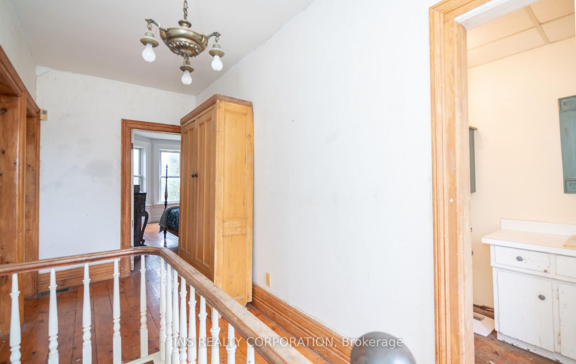 13924 Kennedy Rd