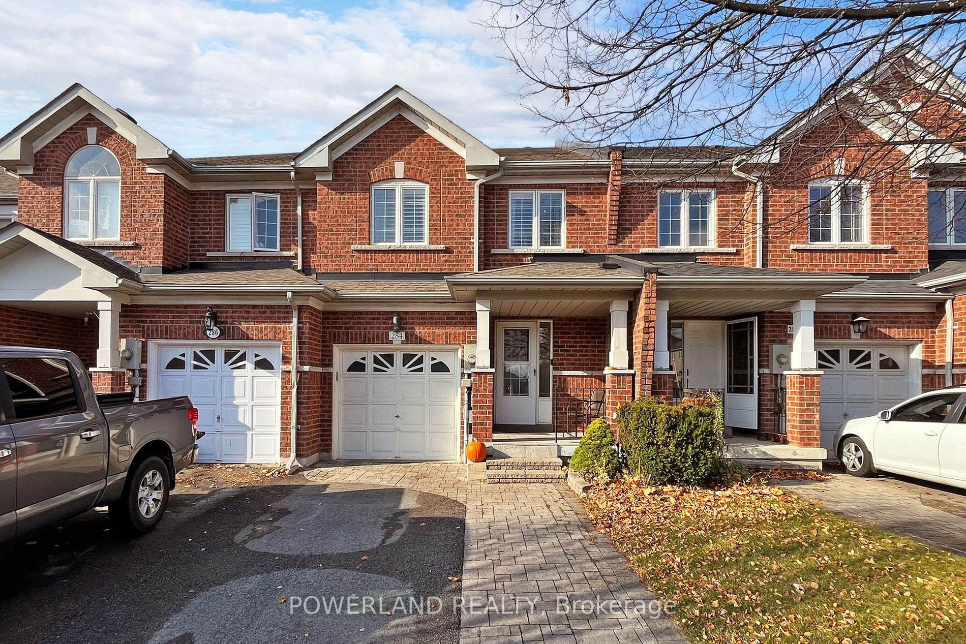 284 Banbrooke Cres