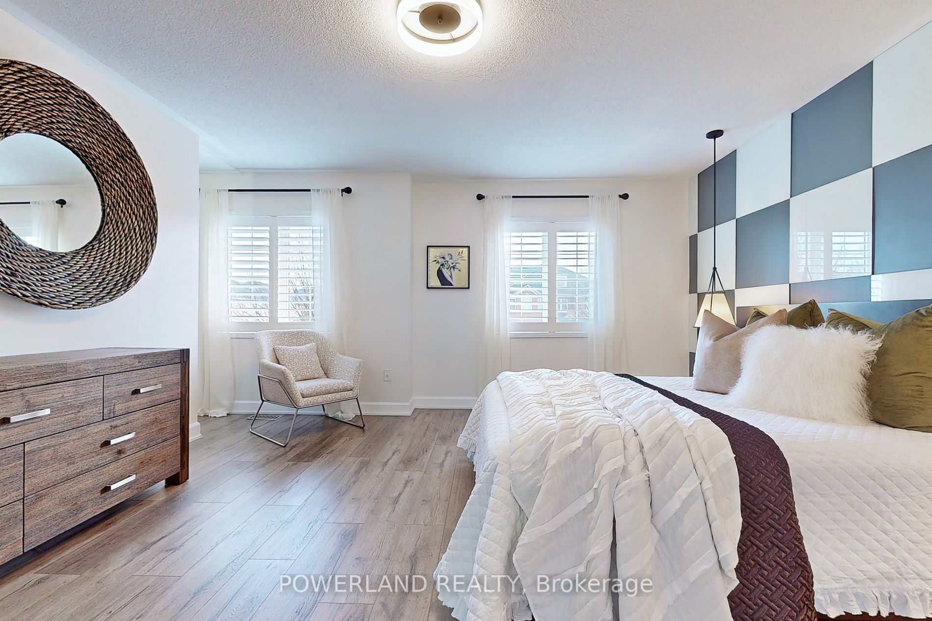 284 Banbrooke Cres