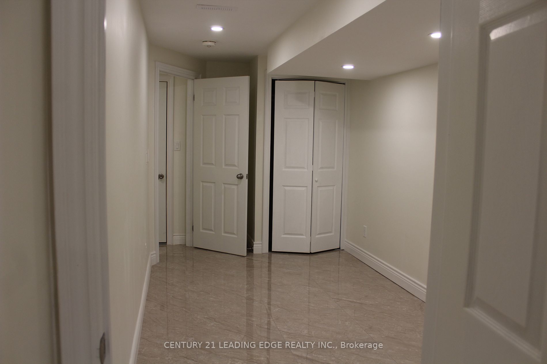 58 Coldwell Bay Circ, #Bsmt