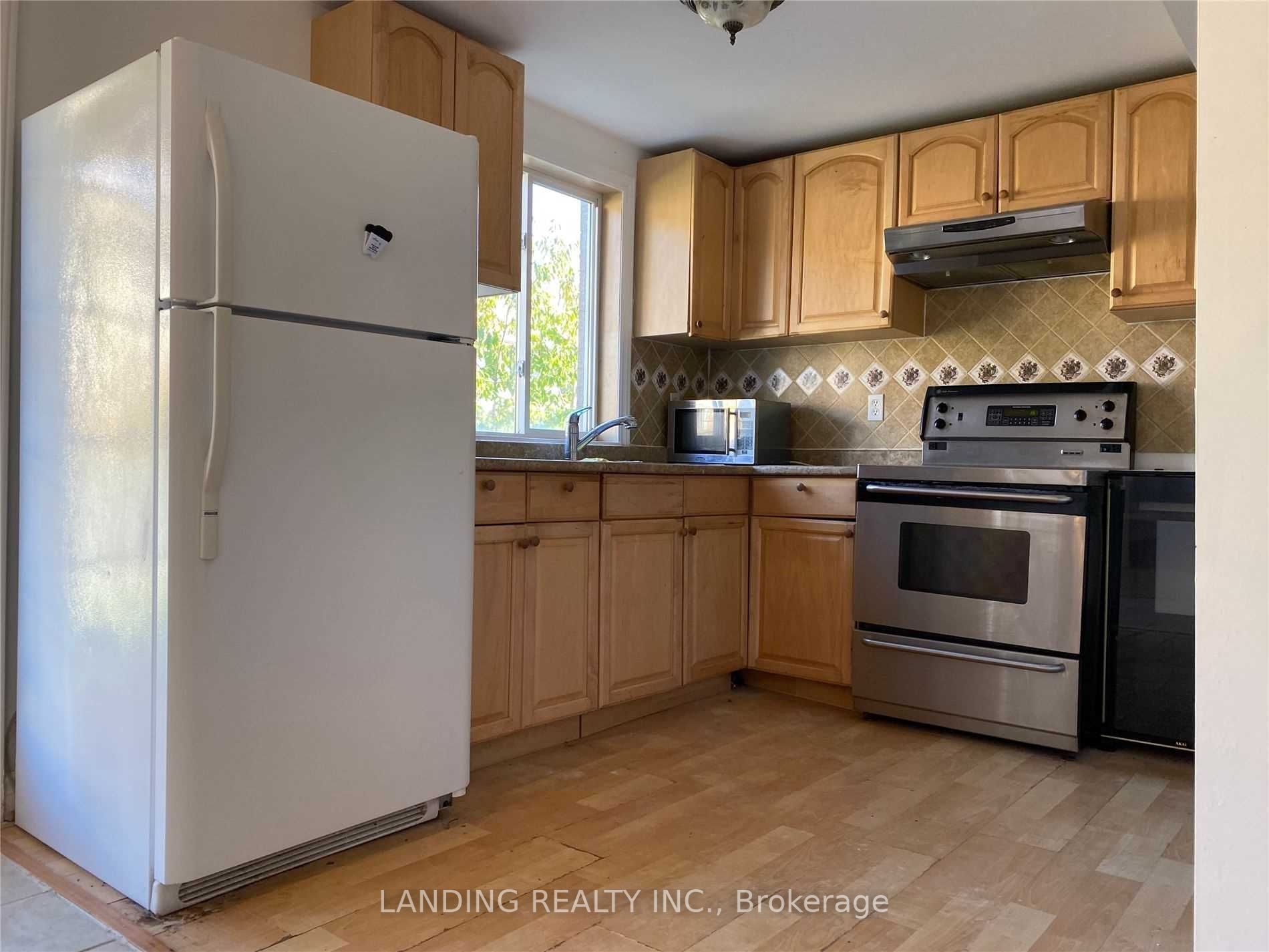 355 Marble Pl, #Lower