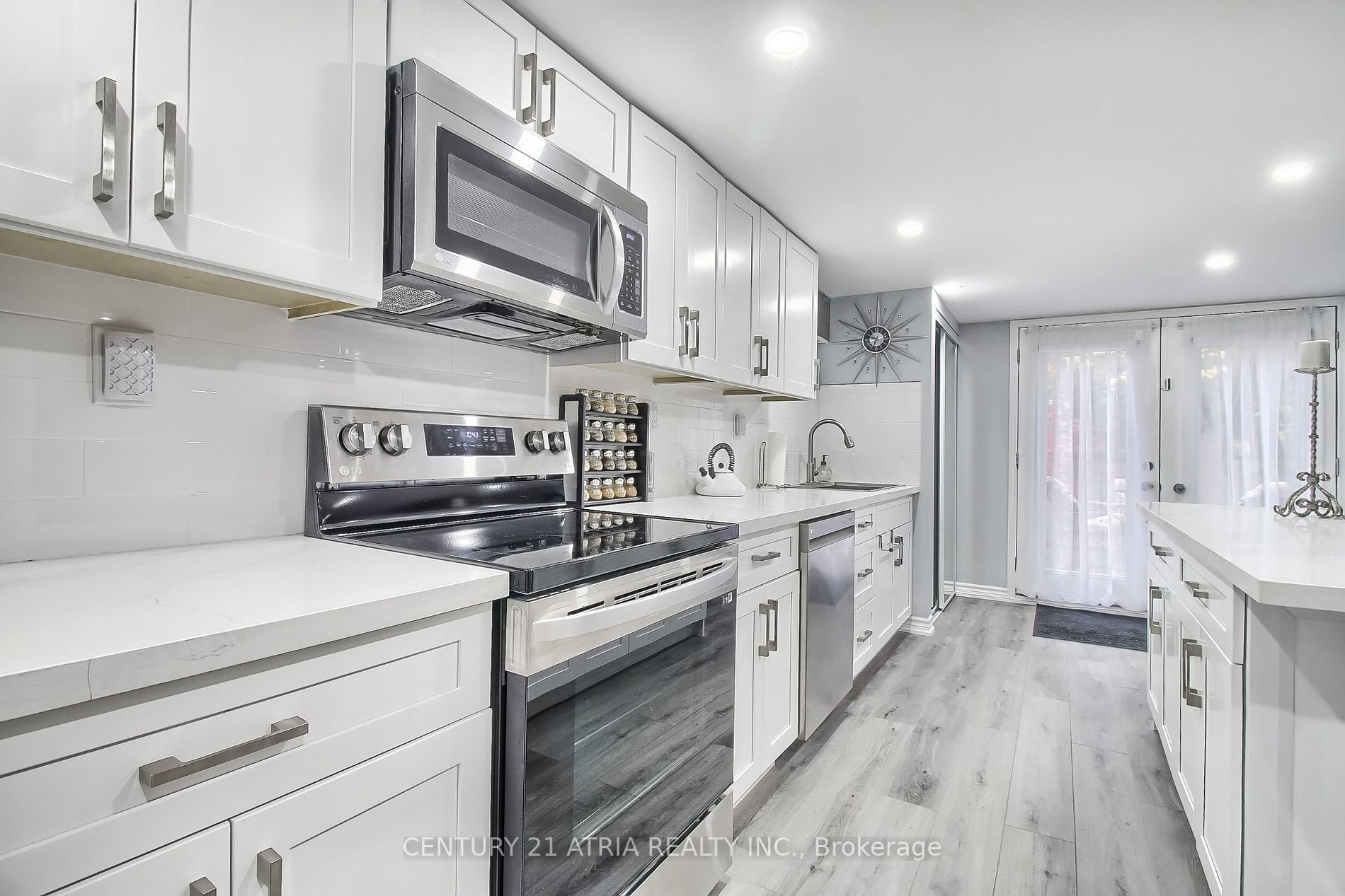 73 Gardiner Dr, #Lower