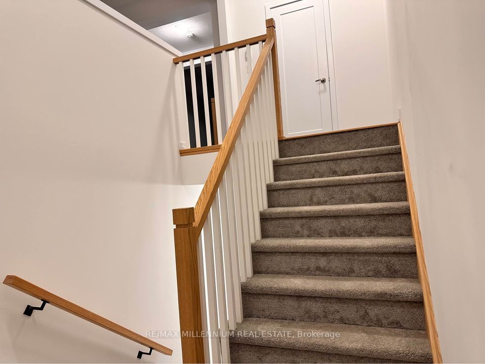 5 Andrew Knowles Lane