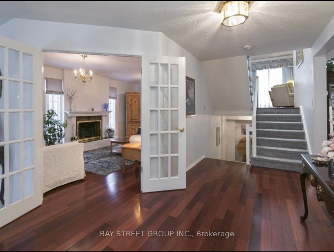 36 Abraham Ave