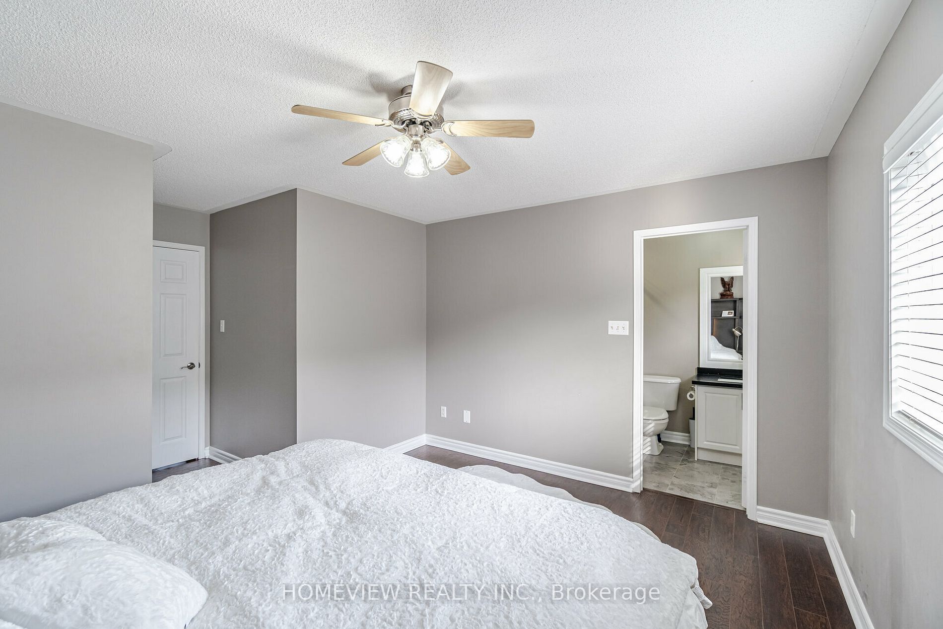 119 Blue Willow Dr
