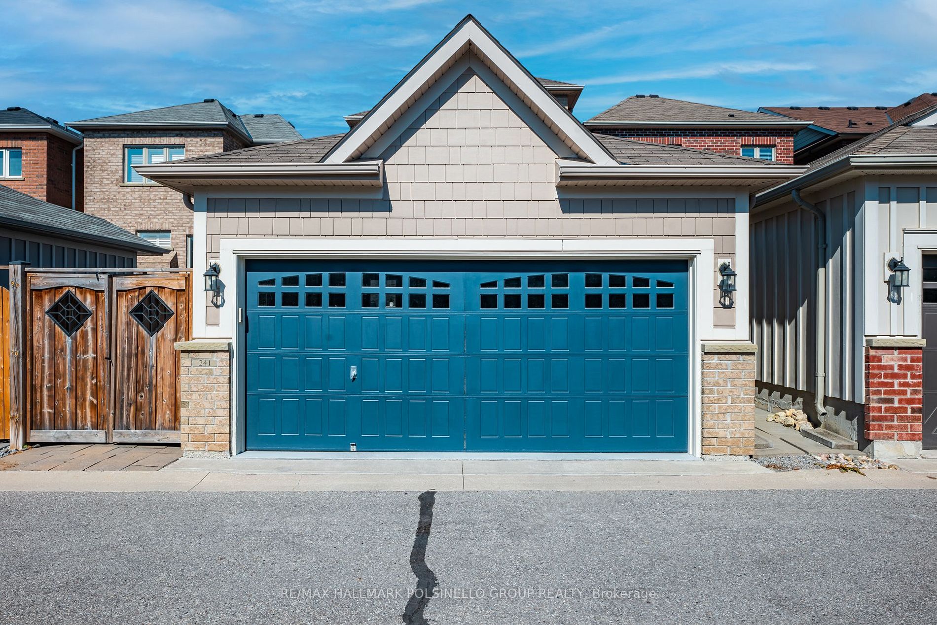 241 Paradelle Dr