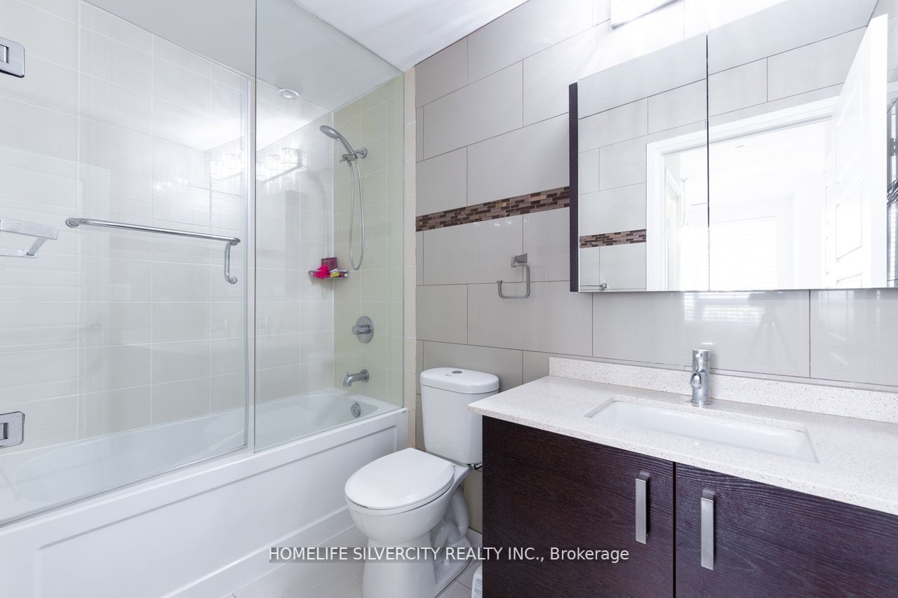 8228 Birchmount Rd, #123