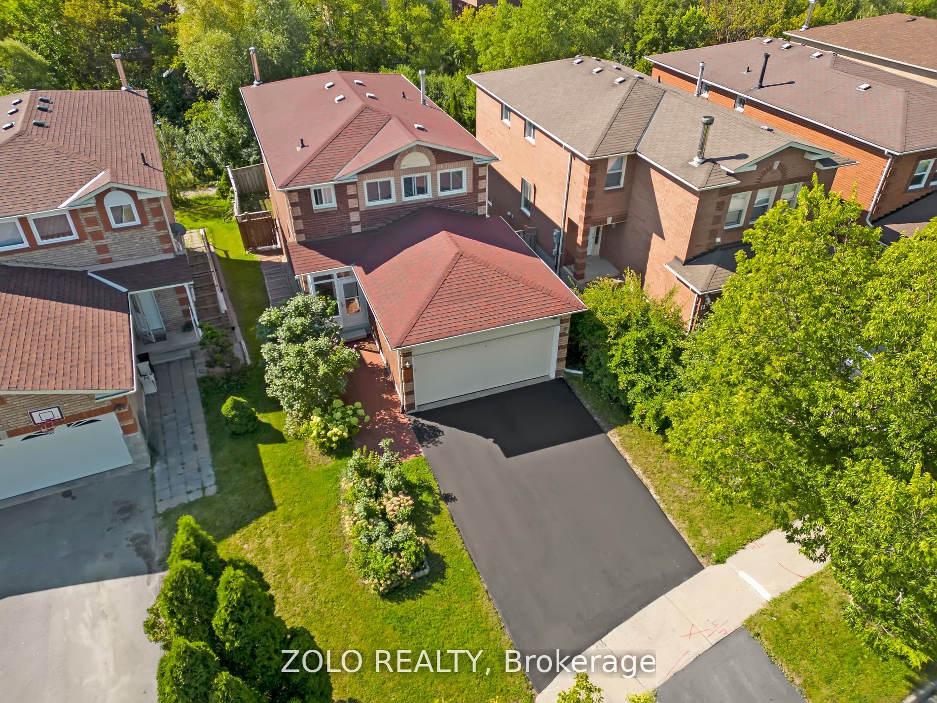 15 Squire Dr