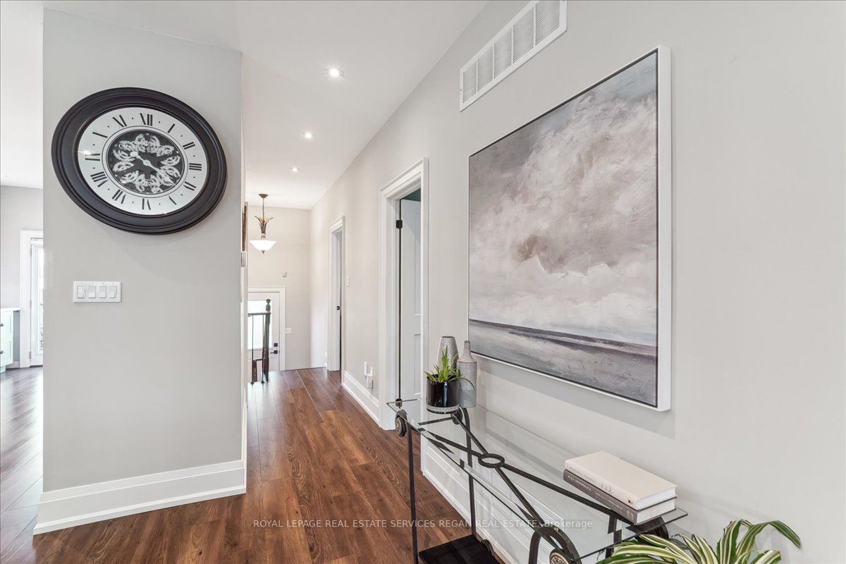 209 Sylwood Cres