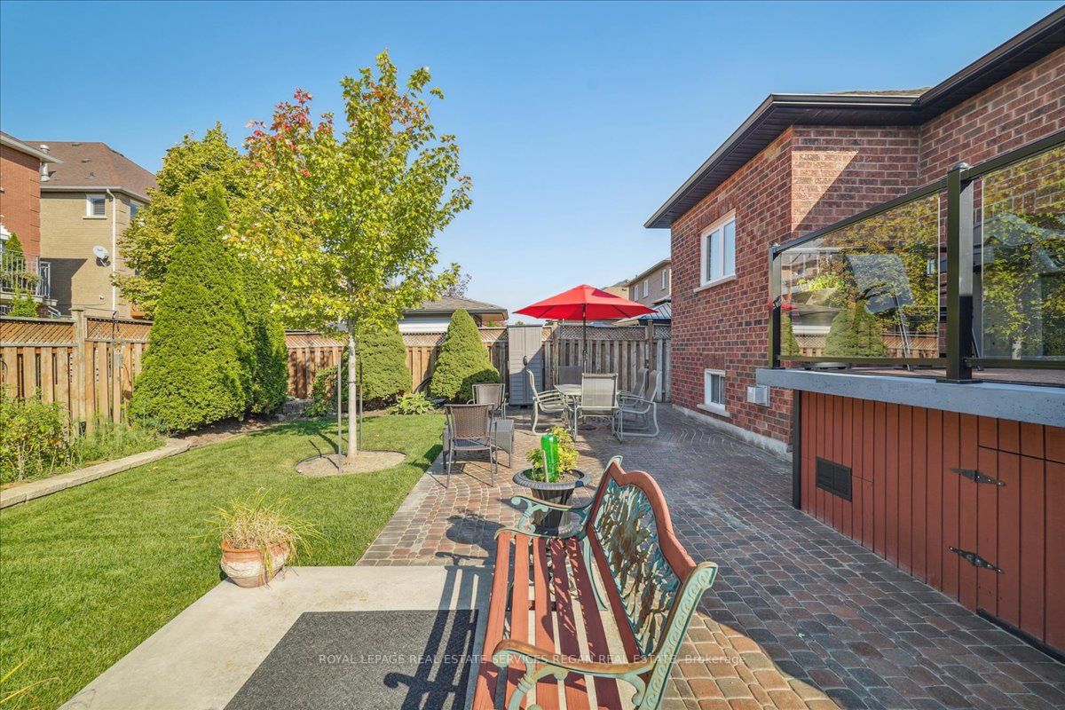 209 Sylwood Cres