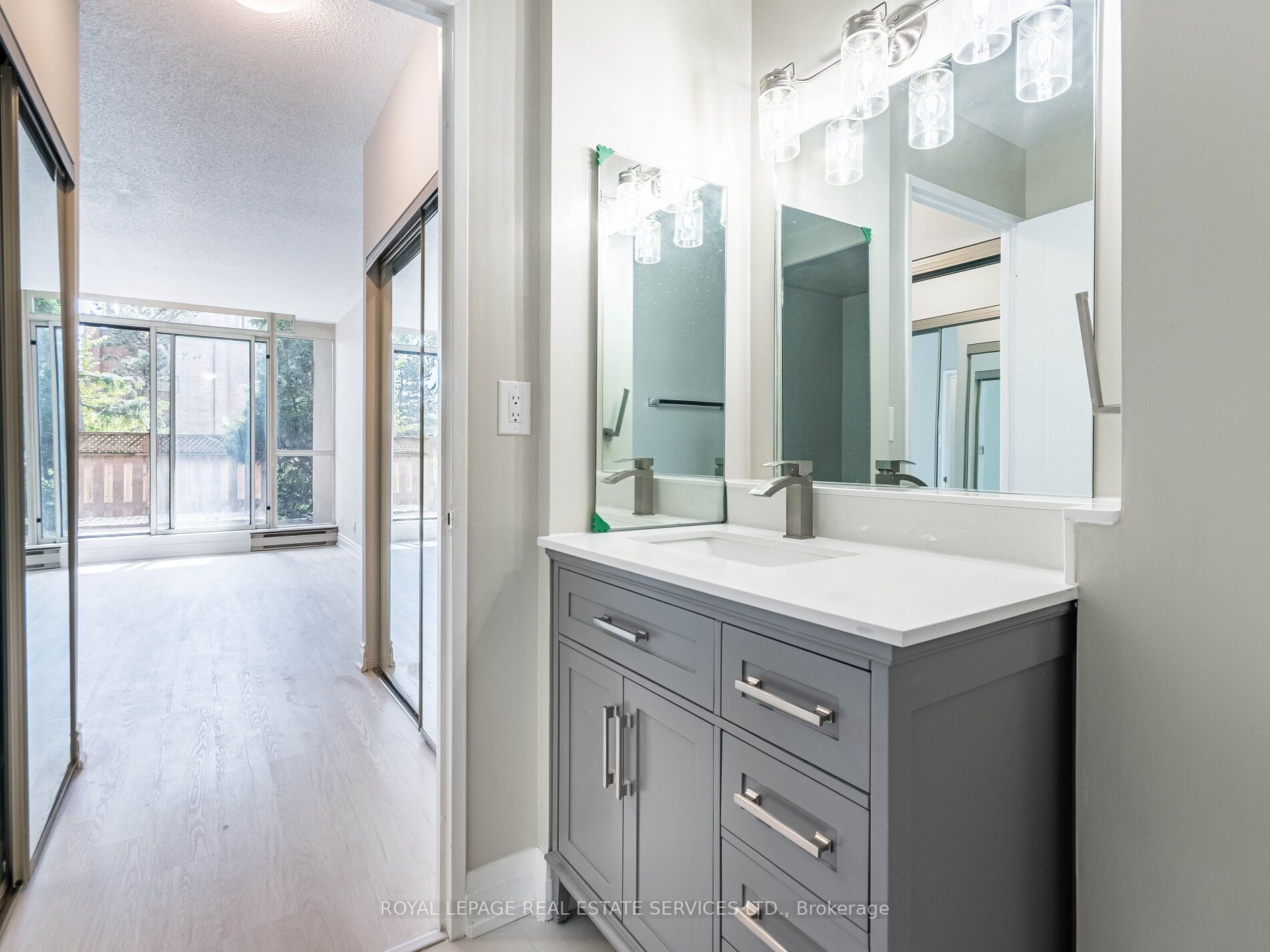 32 Clarissa Drive, #121