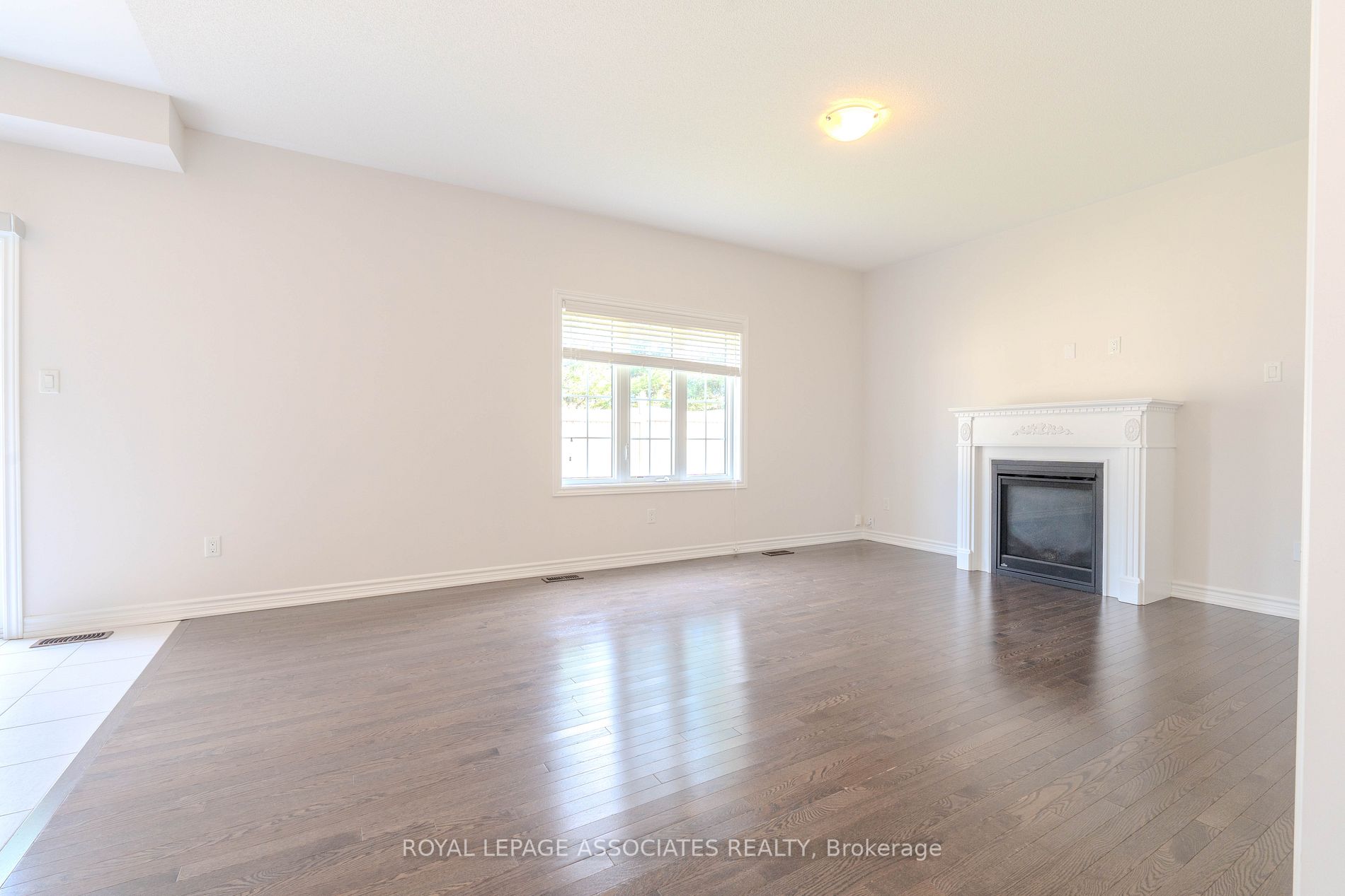 124 Noble Dr